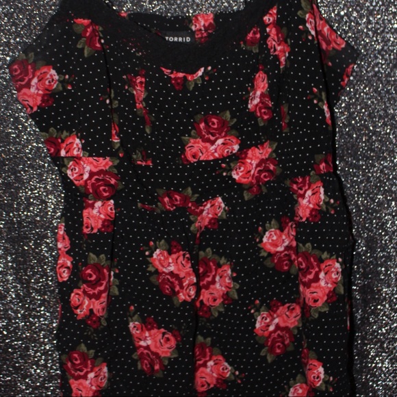 Torrid, size 1, Floral Spaghetti Strap - Picture 3 of 3